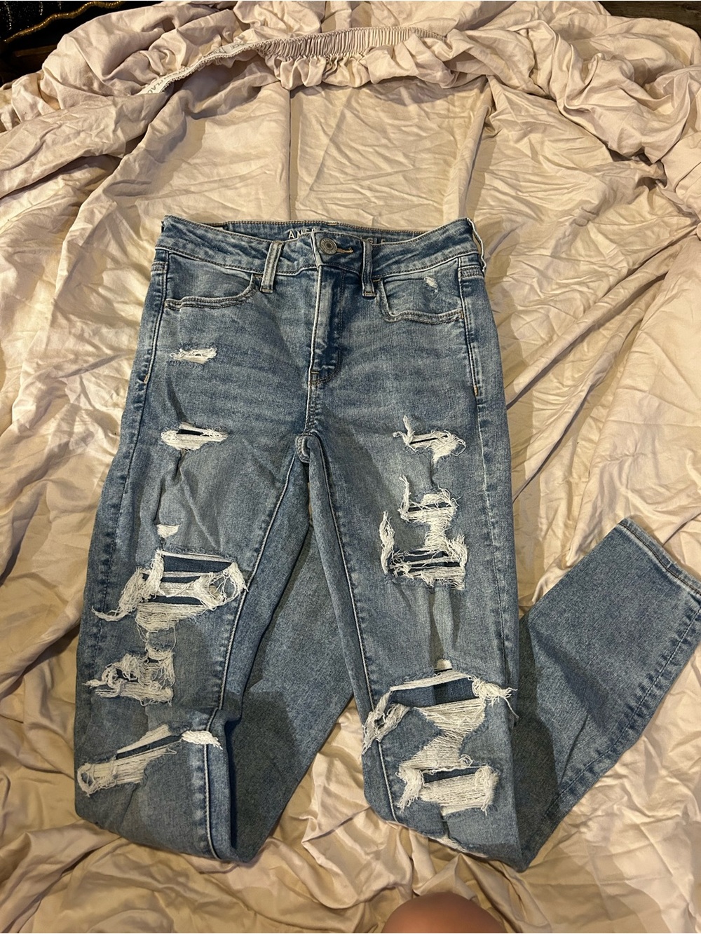 American Eagle Outfitters Women's Light Blue Distressed Skinny Jeans